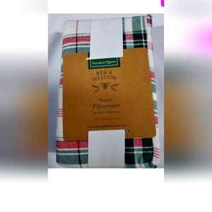 Bee & Willow Flannel Pillowcases - White and Green